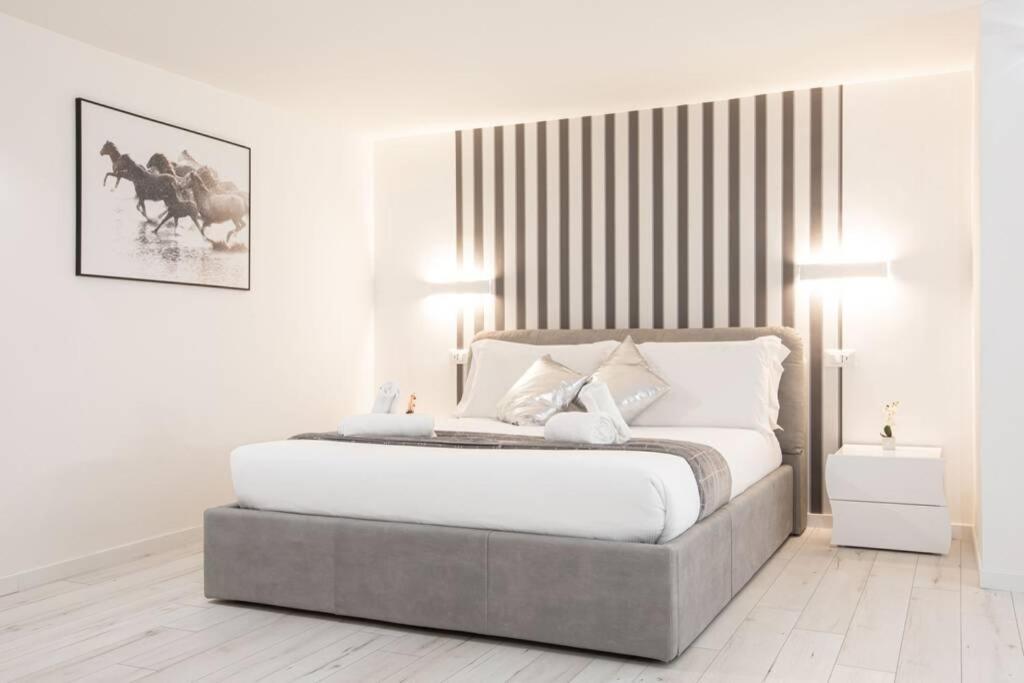 Unforgettable Split Level Jacuzzi Suite Navona - Top Collection Rom Exterior foto